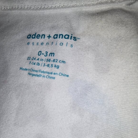 Aden + Anais Essential Wrap Swaddle Zip Bottom Animal Alphabet Print Size 0-3 - Picture 6 of 6